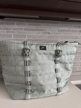 Nike Sportswear- RPM Tote
